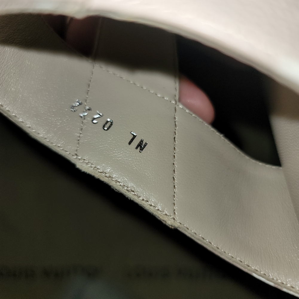 Louis Vuitton Sandal Cream Giant Flower Monogram Color Leather 39.5=9.5 New Tags - Picture 4 of 14
